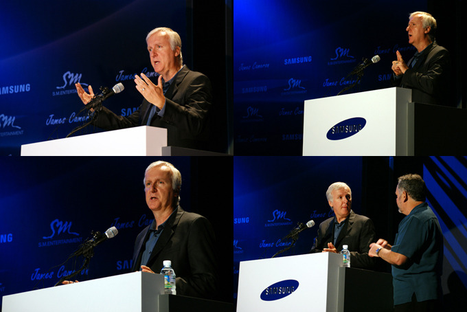 연설중인 제임스 카메론 감독