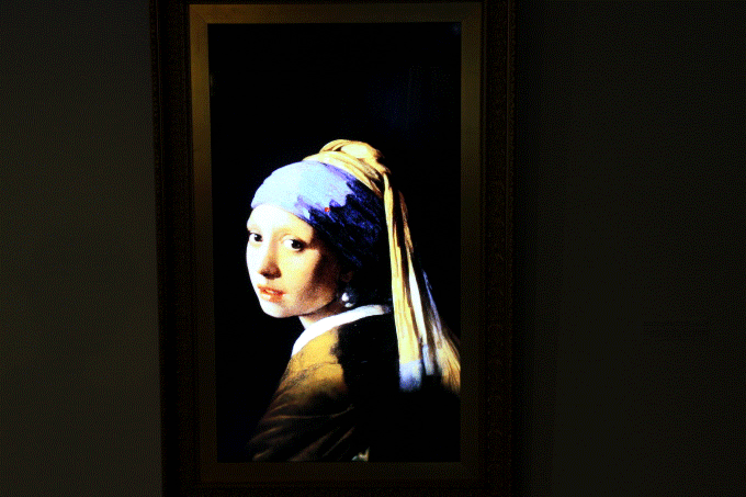 '이이남 작가'의 진주 귀고리를 한 소녀