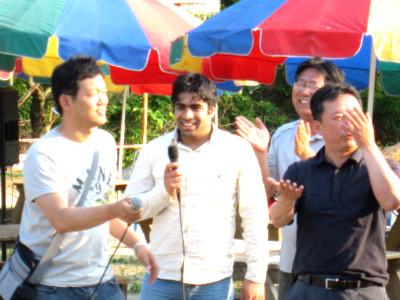 “I love Korea”를 외치는 외국인 직원 라힐