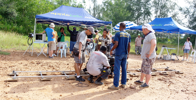 촬영 준비 하는 스태프들