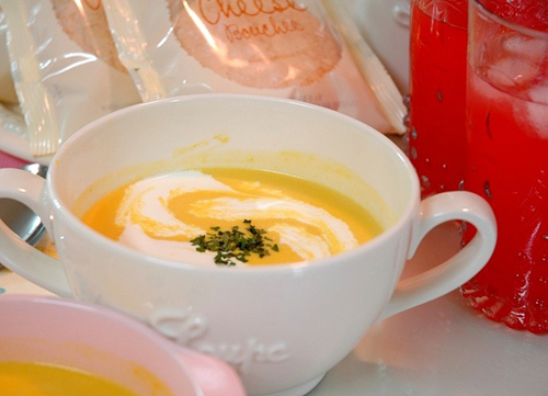 우유와 생크림이 들어간 단호박수프