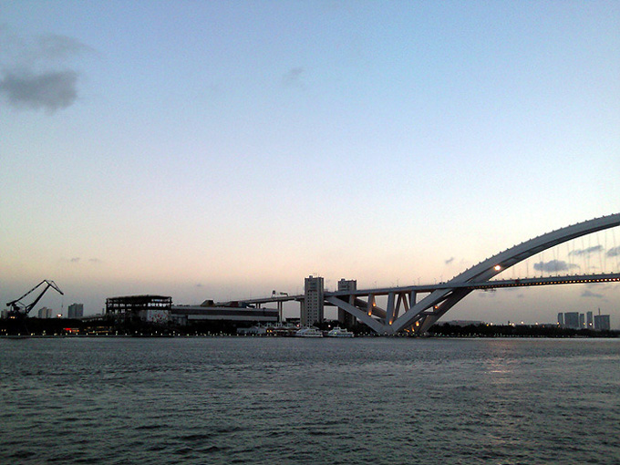 중국의 Bao Steel전시관 