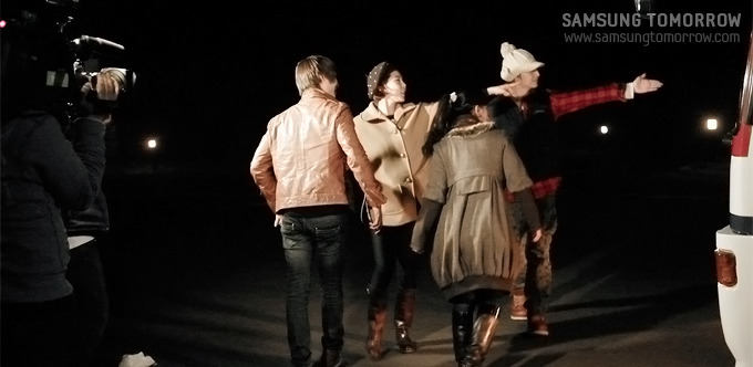 뒤늦게 도착한 손호영과 리에