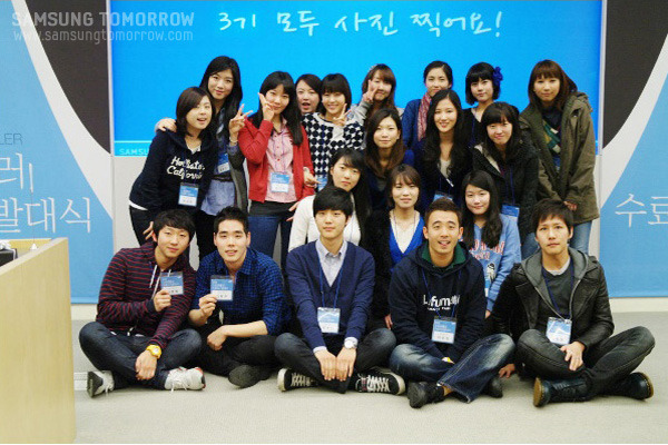 3기 모두 사진 찍어요!