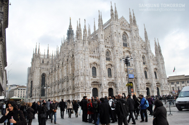  낡은 밀라노 두오모