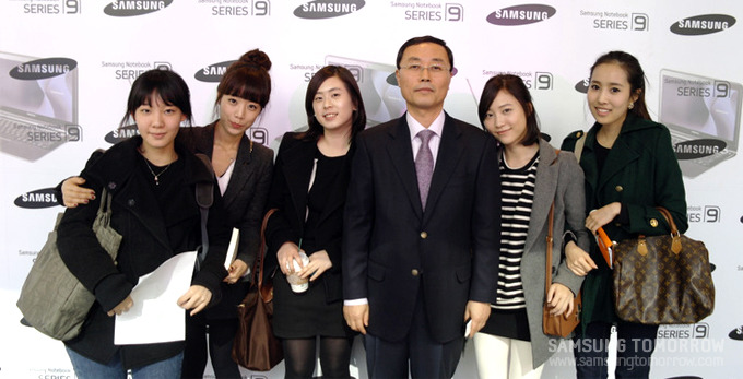 엄규호 전무와 스토리텔러들