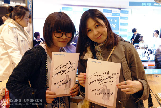 (좌) ERISA HIRROKA  (우) RIE GONOKAMI