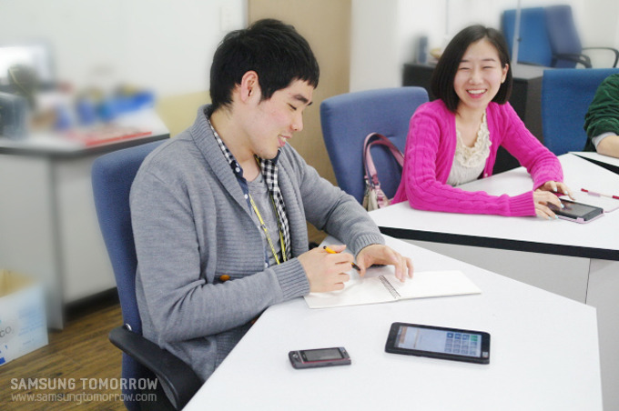 회의 중인 김형주