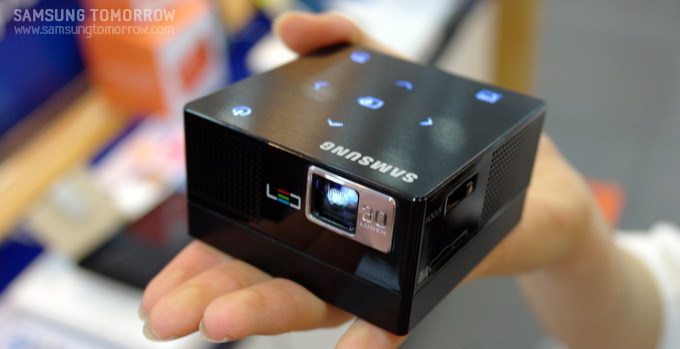 초소형 프로젝터 피코