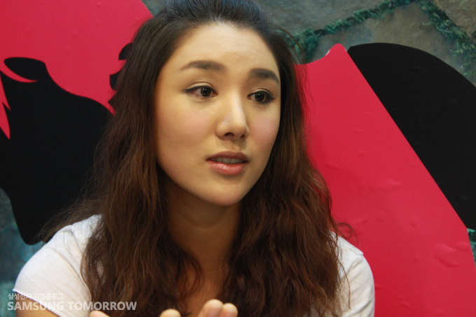 인터뷰중인 정아름