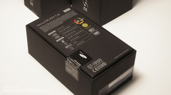 스펙설명이 있는 갤럭시S2패키지의 뒷면