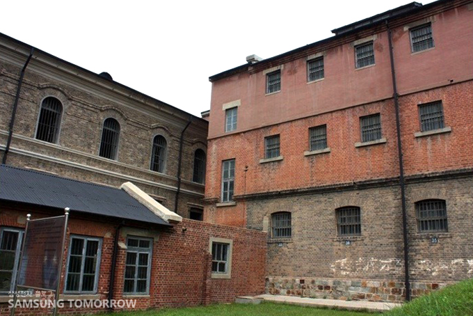 개조한 여순감옥