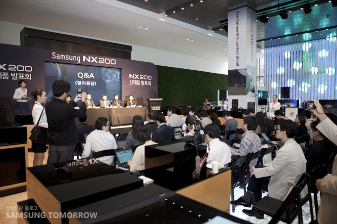 마무리되는 신제품 발표회