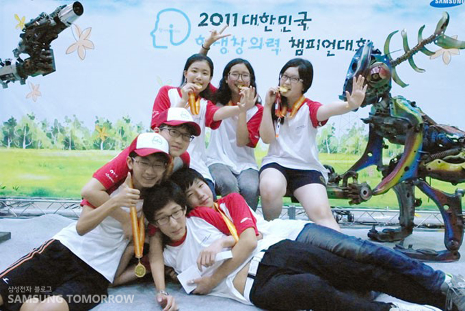 정은혜, 손승희, 채보름, 최지훈, 김동휘, 서지환, 전권성 학생