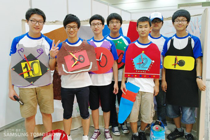 (왼쪽부터) 박성준, 김건국, 김동찬, 김찬호, 김창현, 정승훈, 박동호