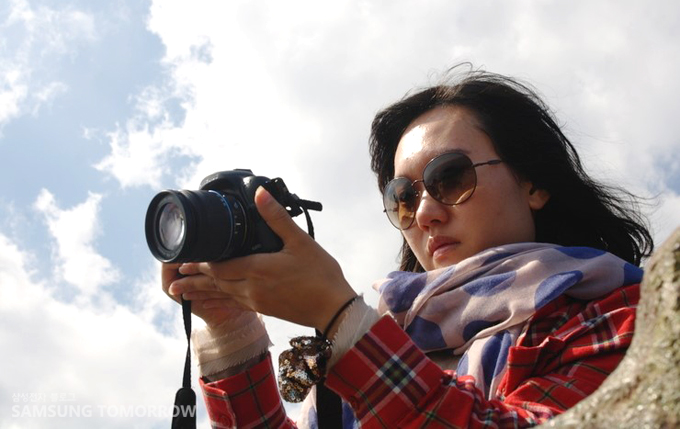 사진을 찍는 출사단