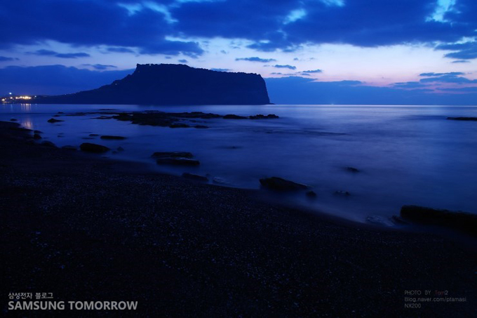밤에 찍은 제주바다