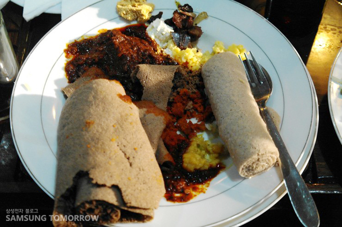 에티오피아 음식 인젤라