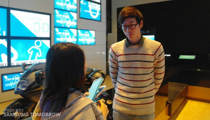 인터뷰하는 유하람