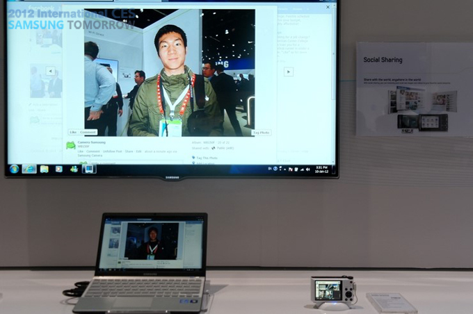 스토리텔러를 찍은 wb15f, 노트북, tv