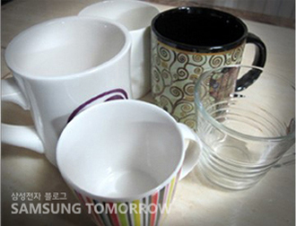 머그컵들