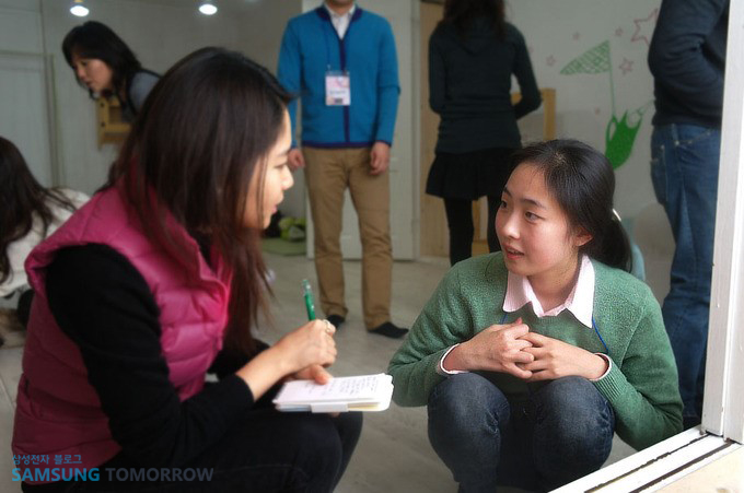 10개월 된 김민주 아가를 데리고 오신 최보라 씨