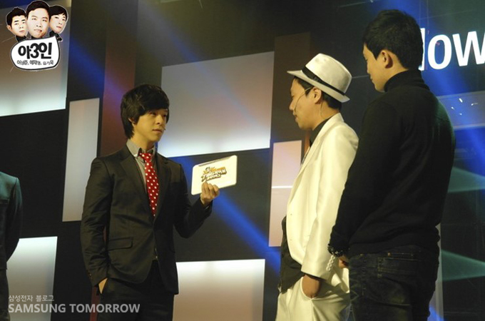 공연 중인 문규박, 예재형