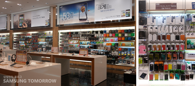 딜라이트샵 내부의 갤럭시노트 악세서리 코너