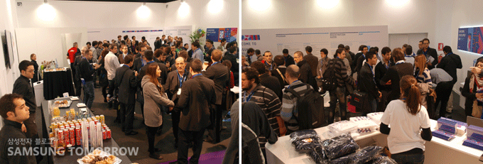 로비에 모인 사람들