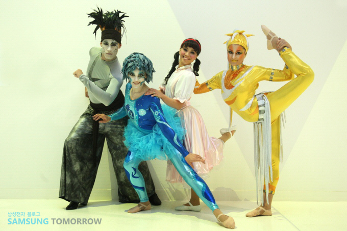 소녀와 물, 바람, 해 출연진