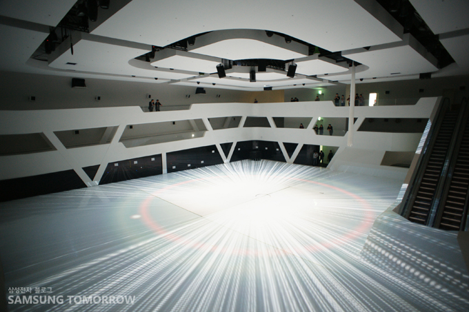 삼성관 내부 