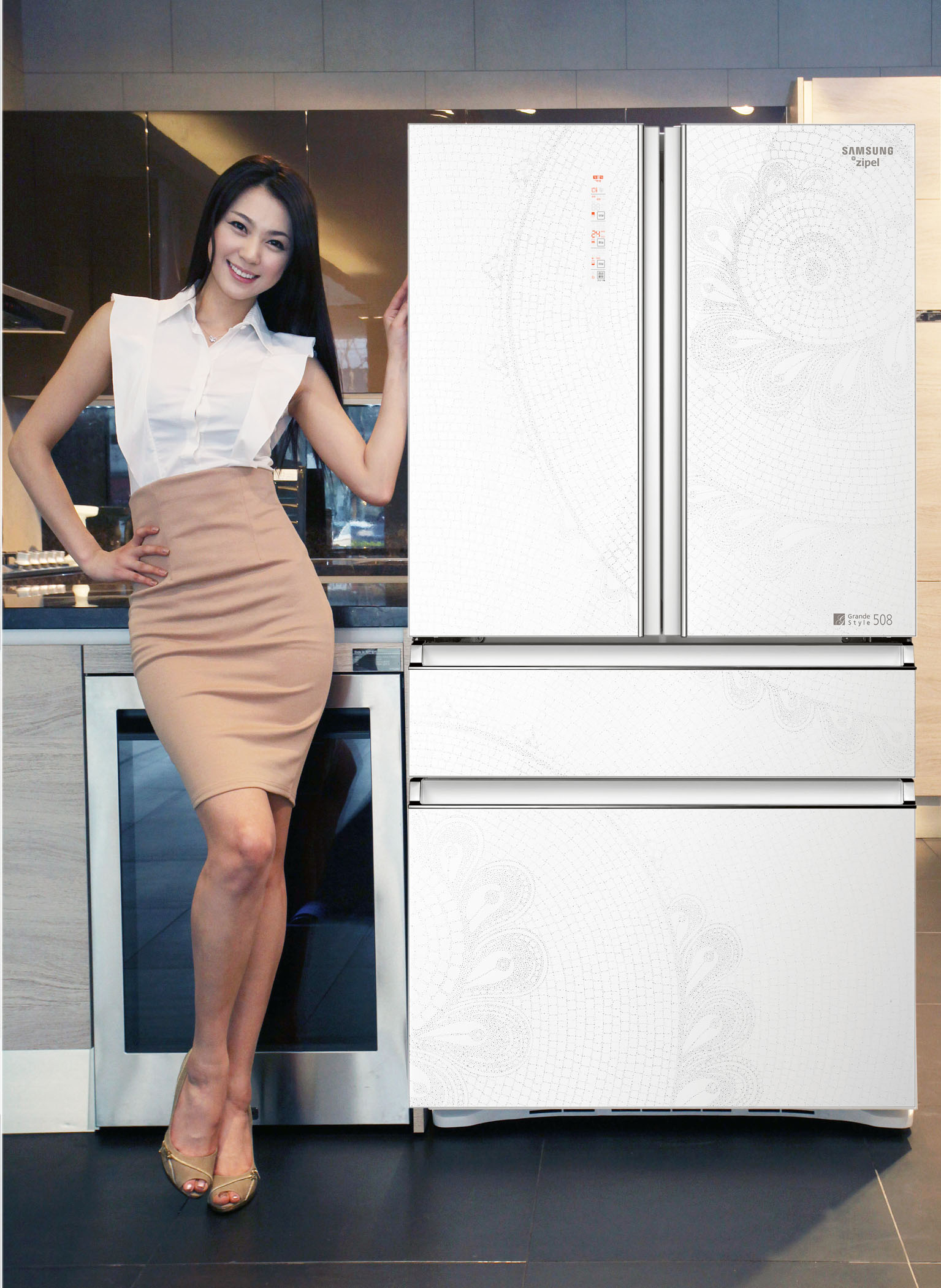 지펠 아삭 김치냉장고와 모델