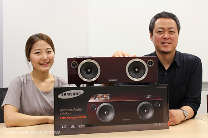무선 도킹 오디오 시스템 'DA-E750'와 손지영 사워 김지광 책임