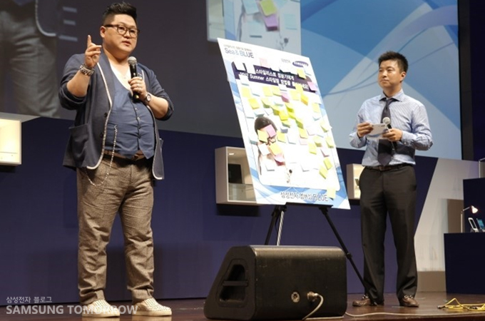 Q&A시간을 갖는 정윤기