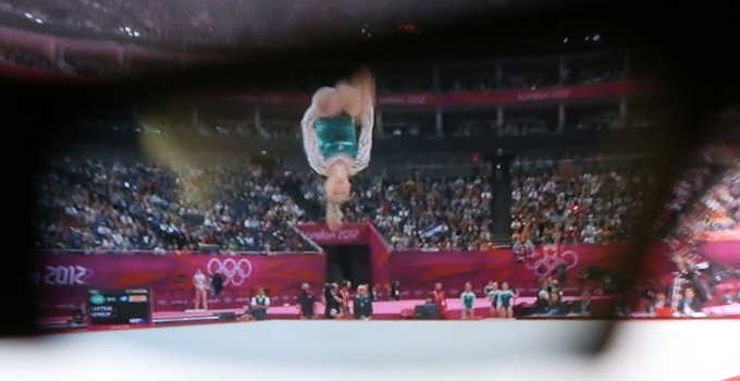 3D 영상으로 나오는 체조하는 선수