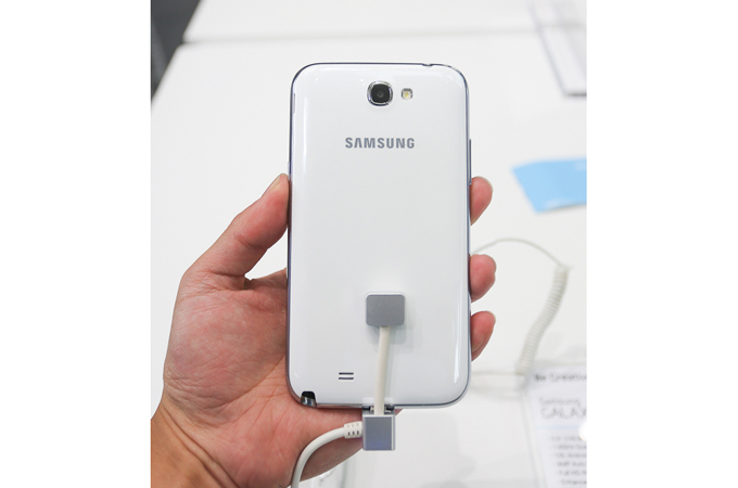 갤럭시 노트Ⅱ 후면