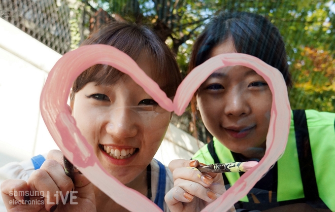 하트를 그리는 자봉단