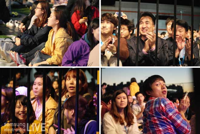 콘서트를 보는 사람들