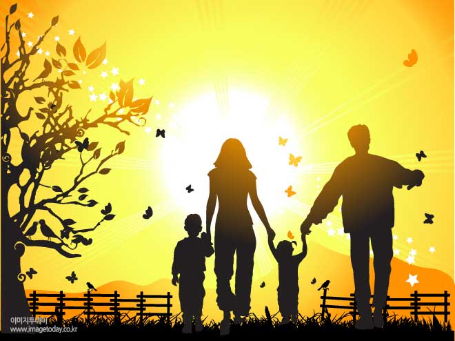 손을 잡은 가족