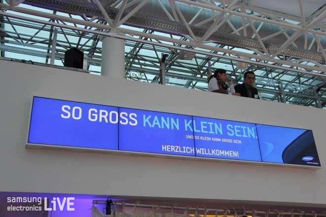 So gross kann klein sein" – "작은 것이 이렇게 클 수 있다
