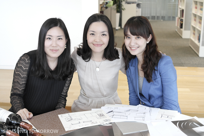 왼쪽부터 박명희 선임, 최은하 책임, 이선민 사원