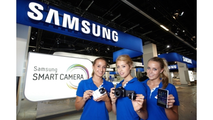갤럭시 카메라, 새로운 교환렌즈 2종을 포함한 NX 시리즈 등 혁신적인 스마트 카메라 대거 전시