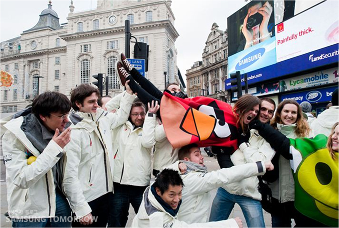 빨간새와 참가팀