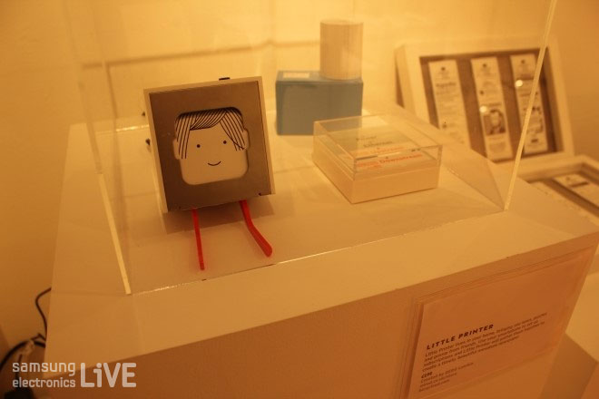 팝업스토어에 전시되어 있는 Little Printer