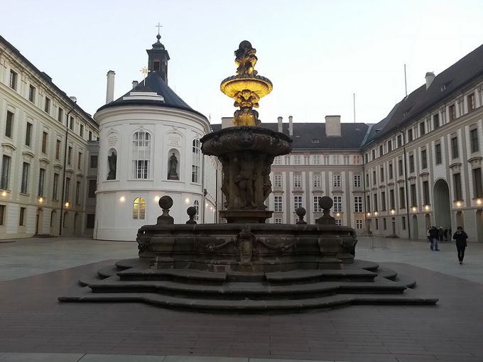 성 비투스 대성당 주변