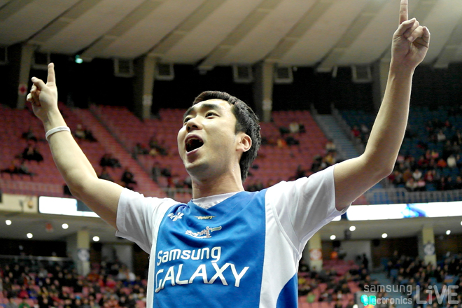 서한국 응원단장