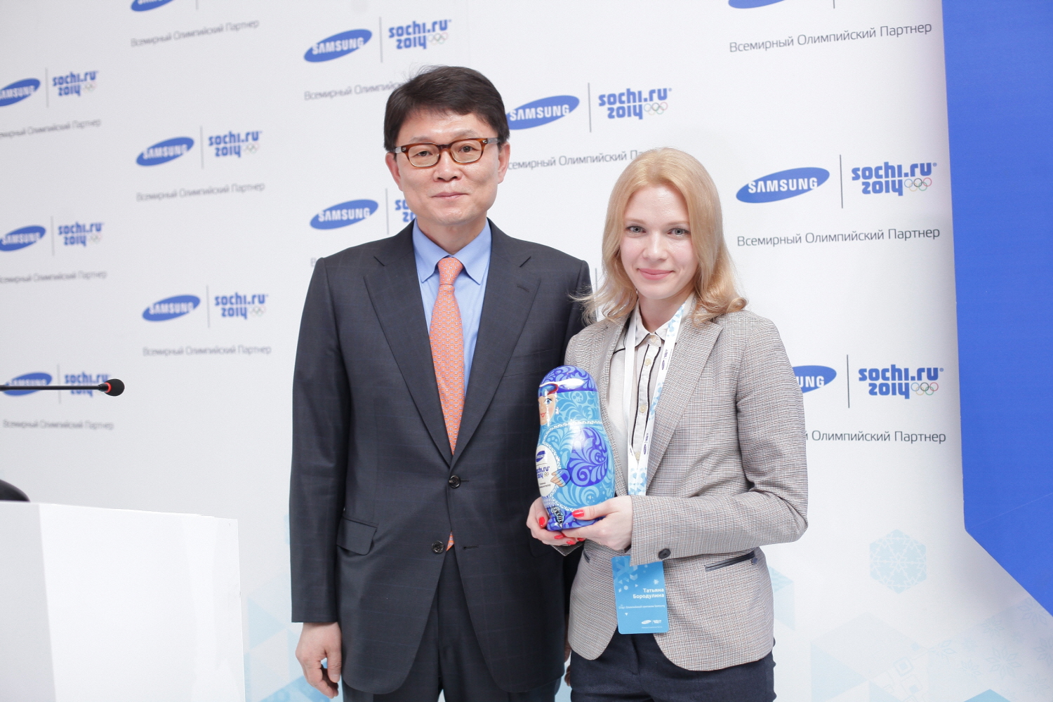 소치 동계올림픽 캠페인 론칭 발표회에 참석한 삼성전자 CIS 총괄 전성호 부사장과 