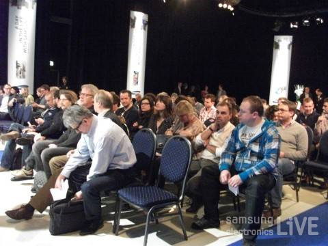 기자 간담회에 참석한 사람들