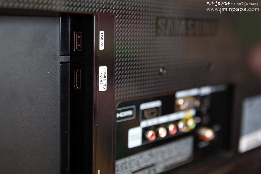 삼성 TV모니터 TC570, 모니터 한 대로 만나는 PC 작업과 TV 시청의 편안함! Samsung Newsroom Korea