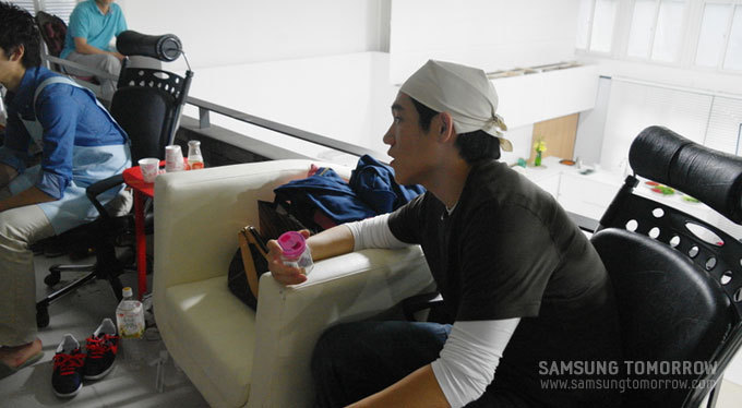 모태범선수가 쉬고있는 모습